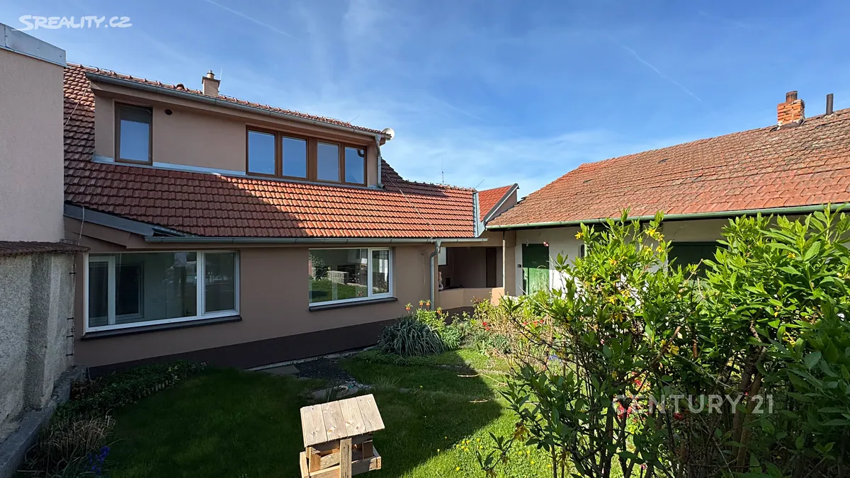 Prodej rodinného domu 174 m², pozemek 863 m², Nebovidy