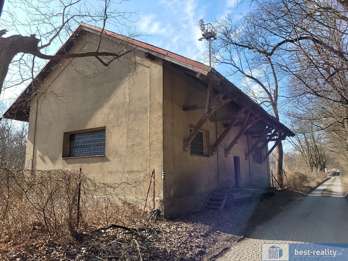 Prodej skladového prostoru 114 m² – fotografie 2