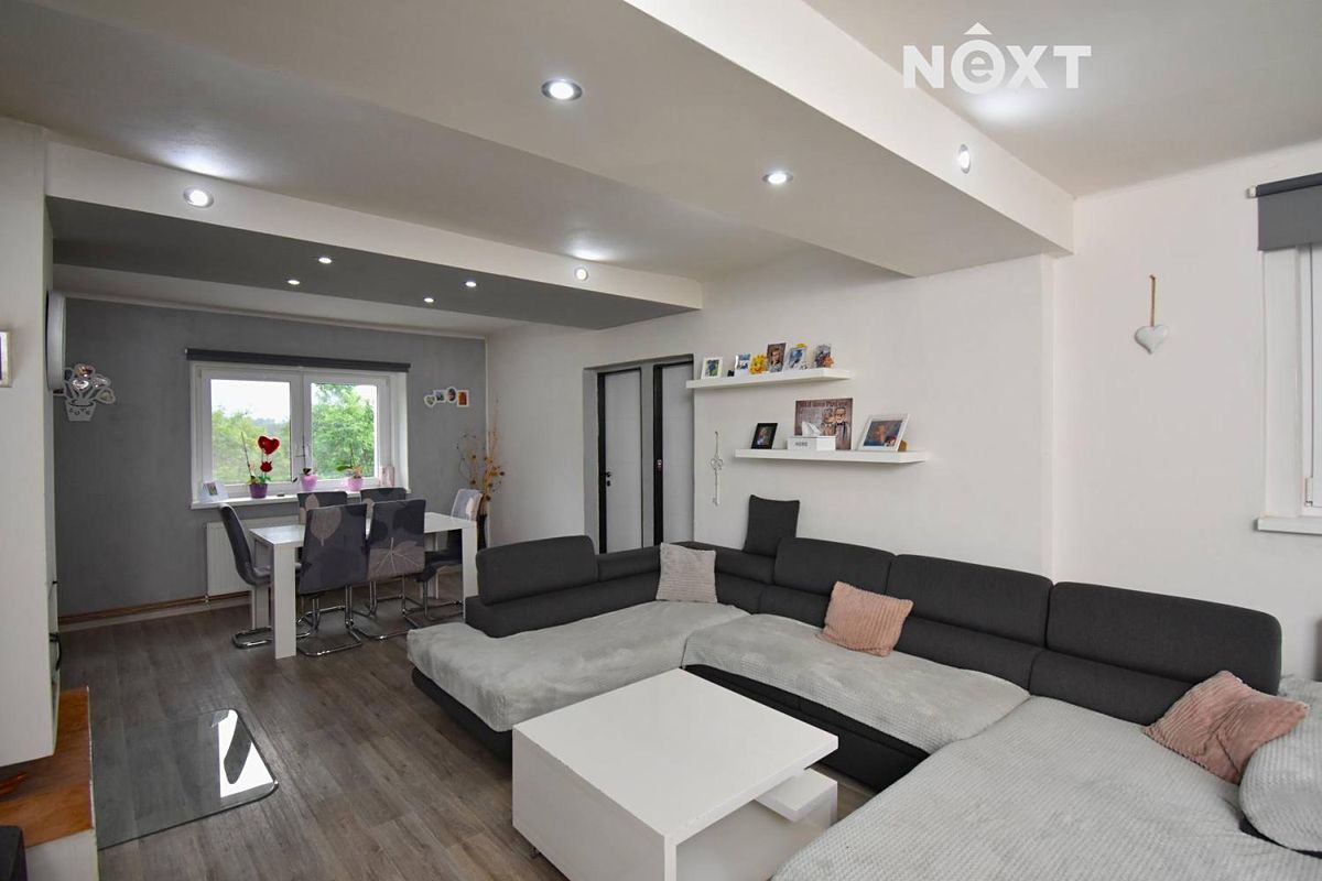 Prodej rodinného domu 185 m², pozemek 598 m² – fotografie 2