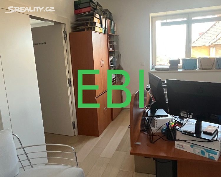 Pronájem kanceláře 168 m² – další