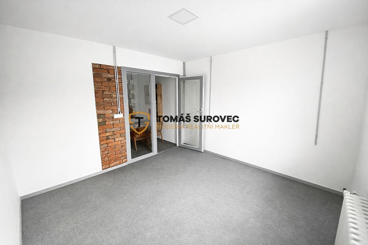 Pronájem kanceláře 64 m² – fotografie 5