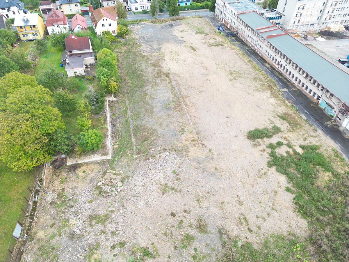 Prodej komerčního pozemku 8962 m²