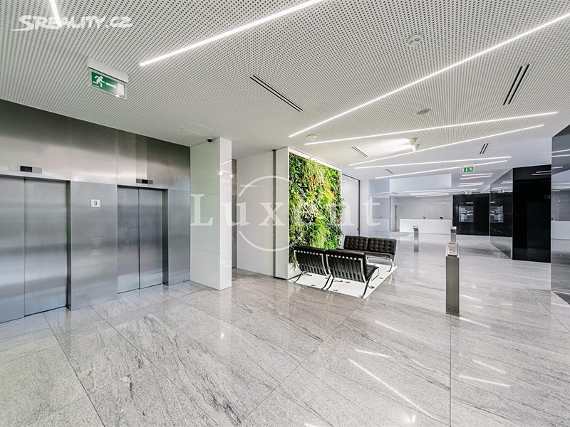 Pronájem kanceláře 320 m² – pohled 4