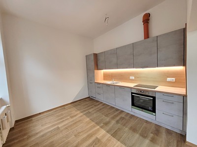 Pronájem bytu 3+kk 90 m²