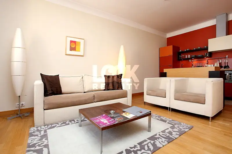 Pronájem bytu 2+kk 60 m², Praha – náhled fotky 1