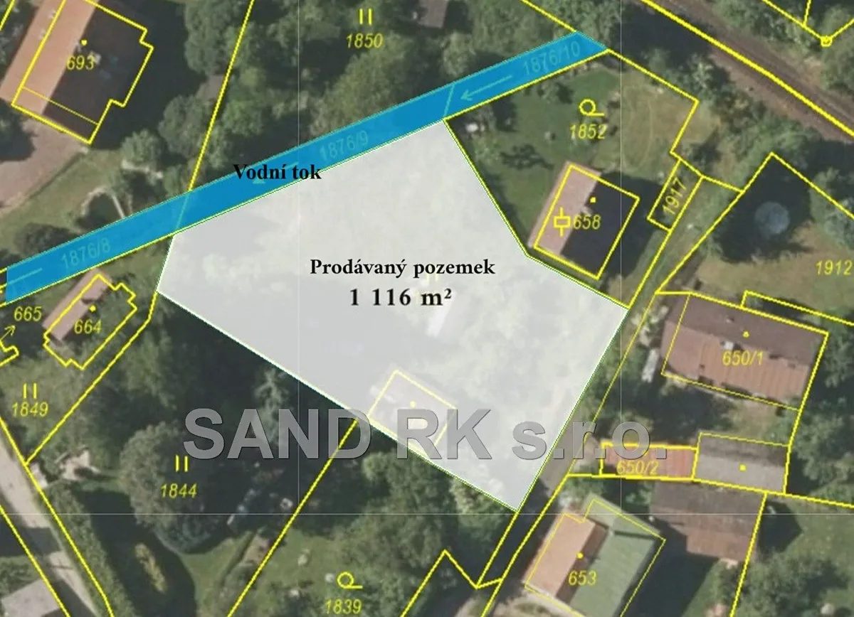 Prodej stavebního pozemku 1116 m²