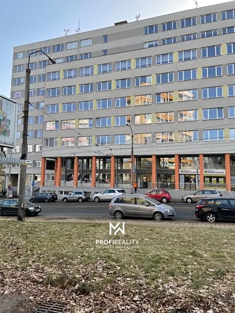 Pronájem kanceláře 84 m²
