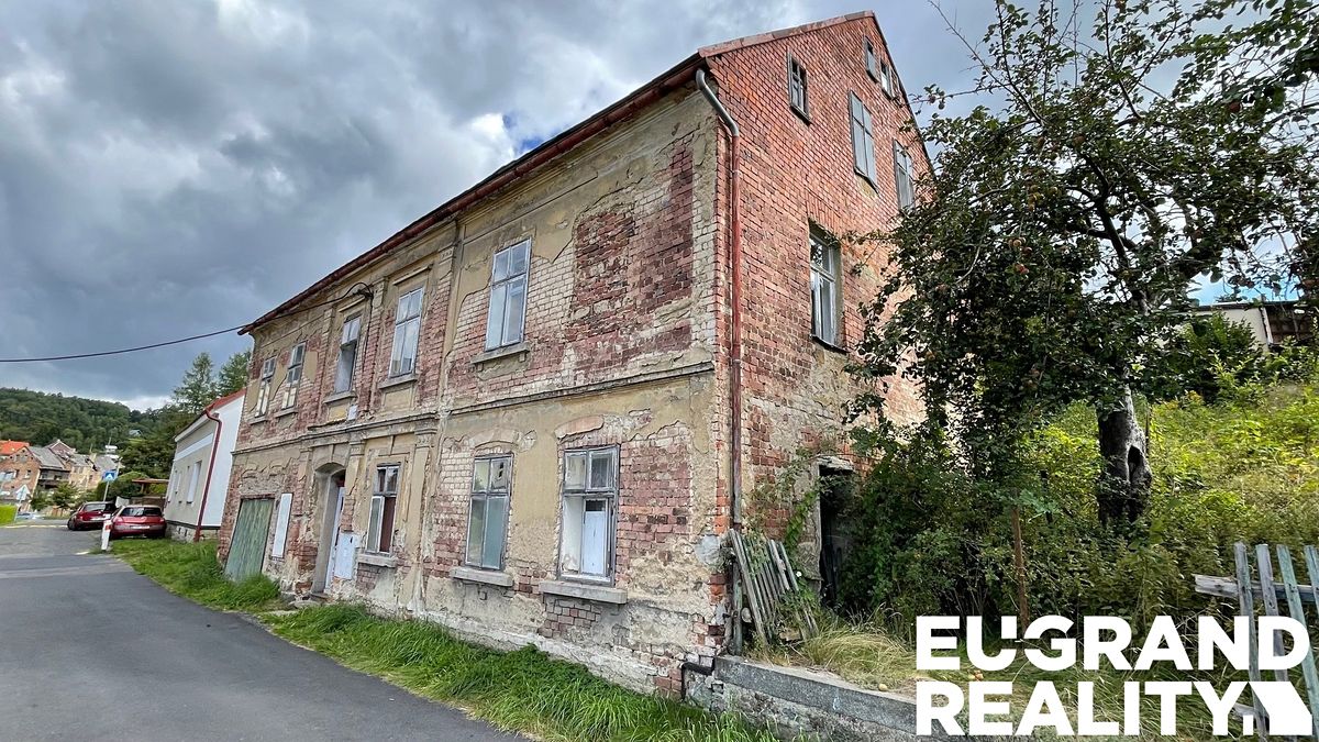 Prodej rodinného domu 298 m², pozemek 464 m² – fotografie 5