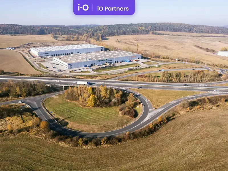 Pronájem skladového prostoru 13992 m², Cerhovice – náhled fotky 3