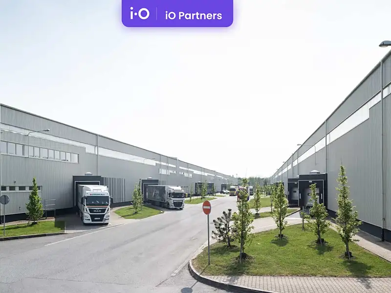 Pronájem skladového prostoru 4264 m², Kněževes – náhled fotky 2