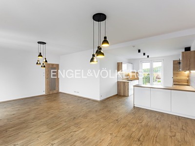 Pronájem bytu 3+kk 97 m²