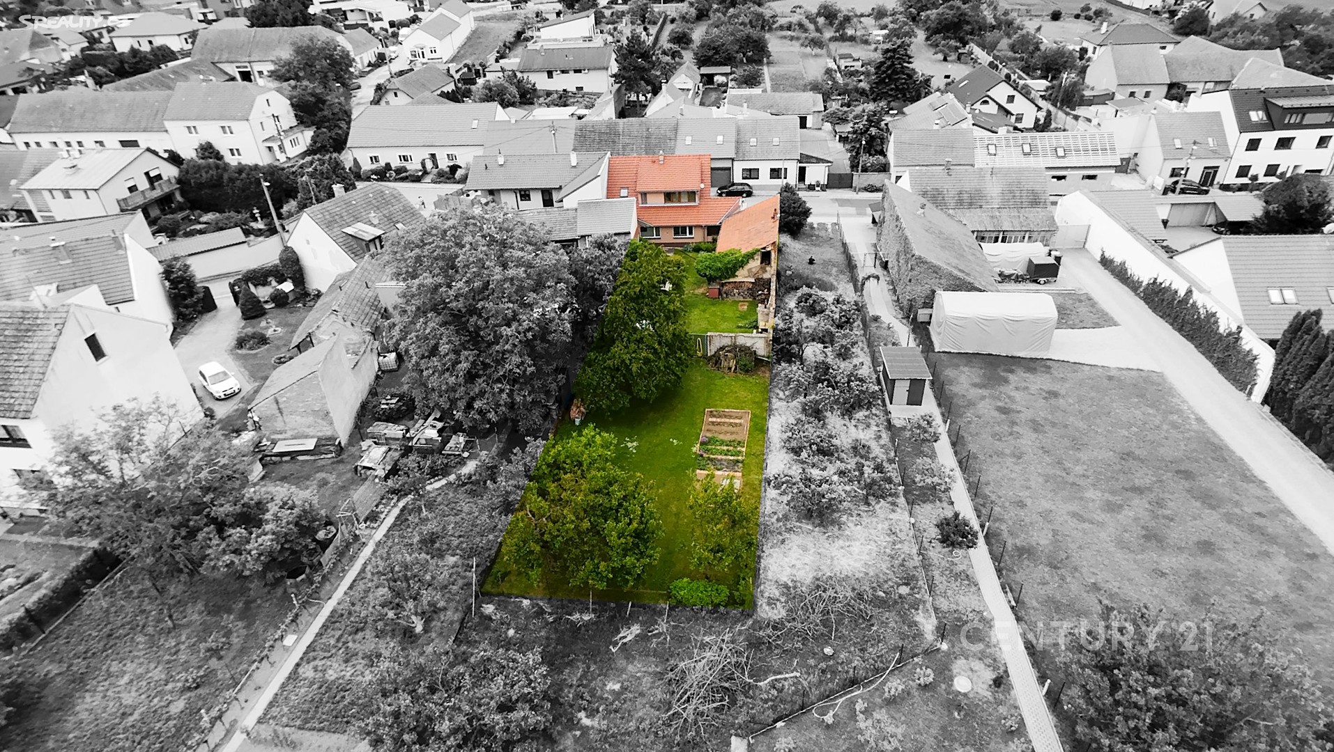 Prodej  rodinného domu 174 m², pozemek 863 m² – pohled 3