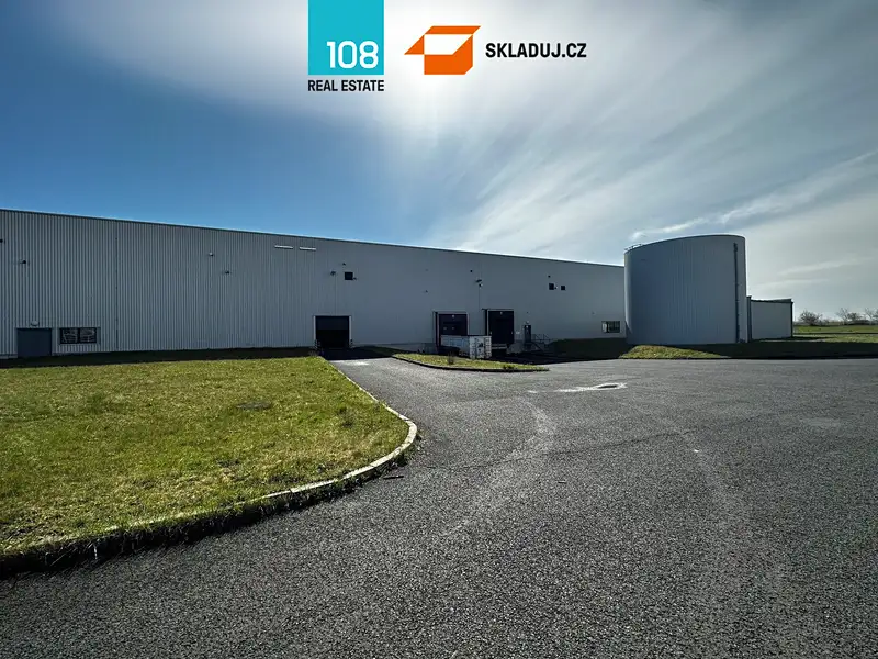 Pronájem skladového prostoru 5000 m², Velemyšleves – náhled fotky 2