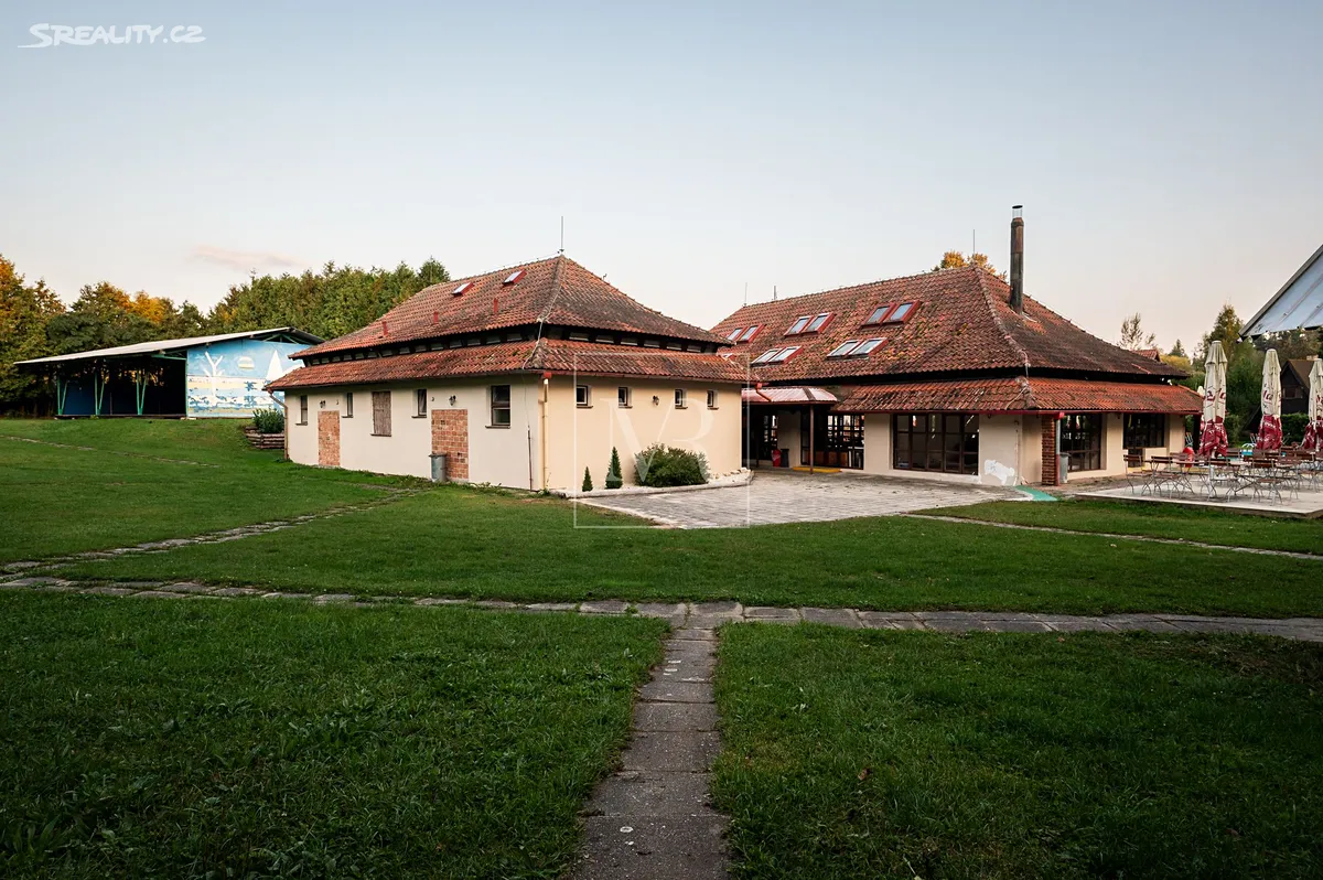 Prodej ubytovacího zařízení 1795 m² – další