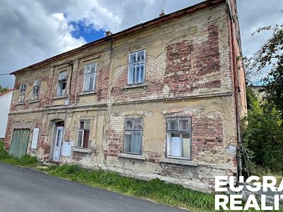Prodej rodinného domu 298 m², pozemek 464 m²