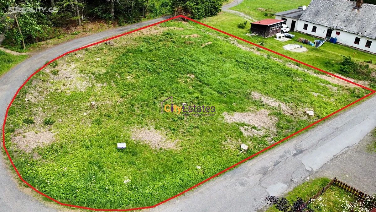 Prodej stavebního pozemku 1532 m² – pohled 2
