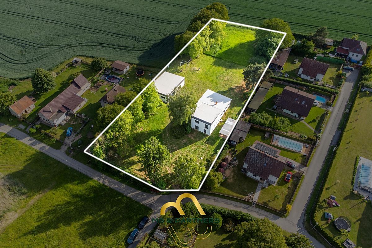 Prodej rodinného domu 195 m², pozemek 4500 m² – fotografie 4