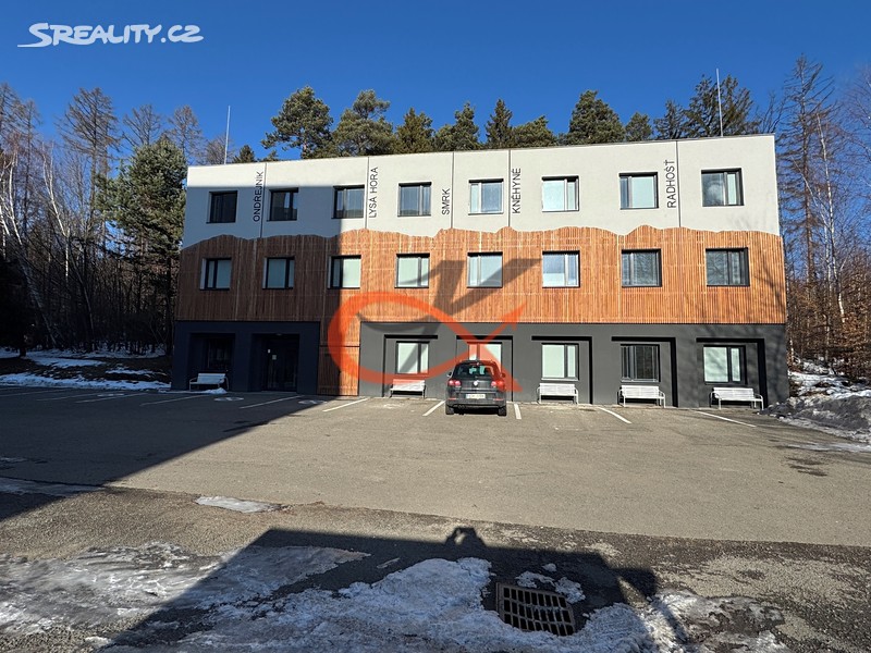 Pronájem kanceláře 61 m², Rožnov pod Radhoštěm