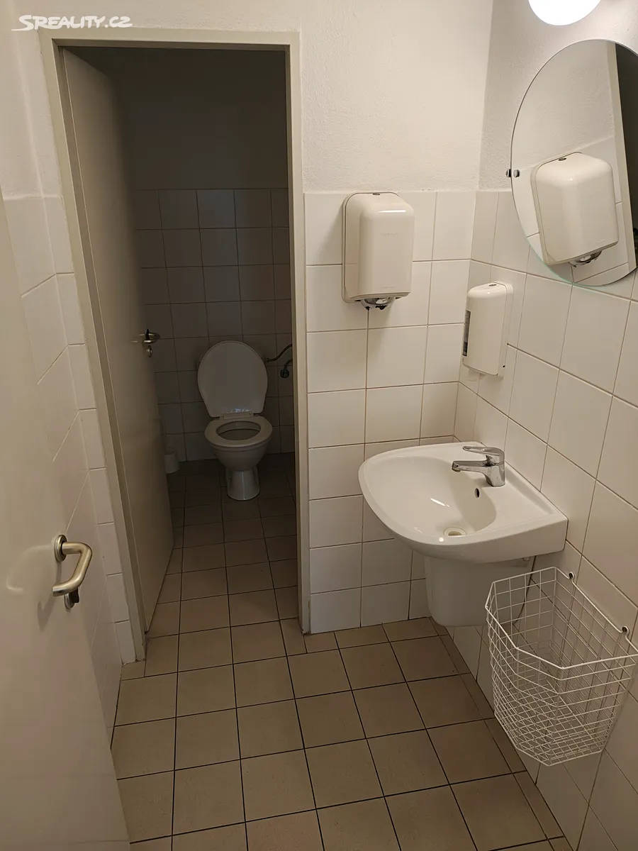 Pronájem kanceláře 89 m² – pohled 6