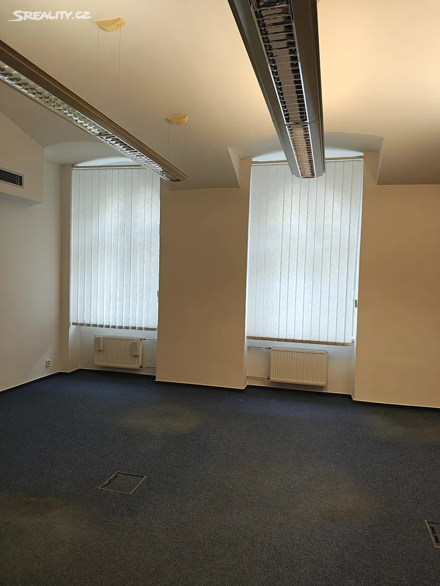 Pronájem kanceláře 89 m² – pohled 4