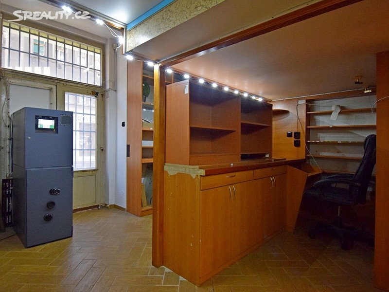 Pronájem kanceláře 41 m² – pohled 5