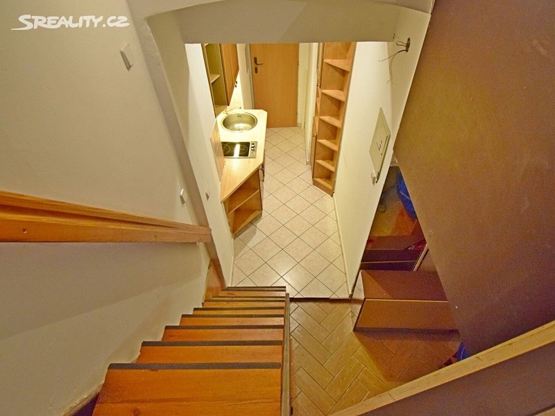 Pronájem kanceláře 41 m² – pohled 3
