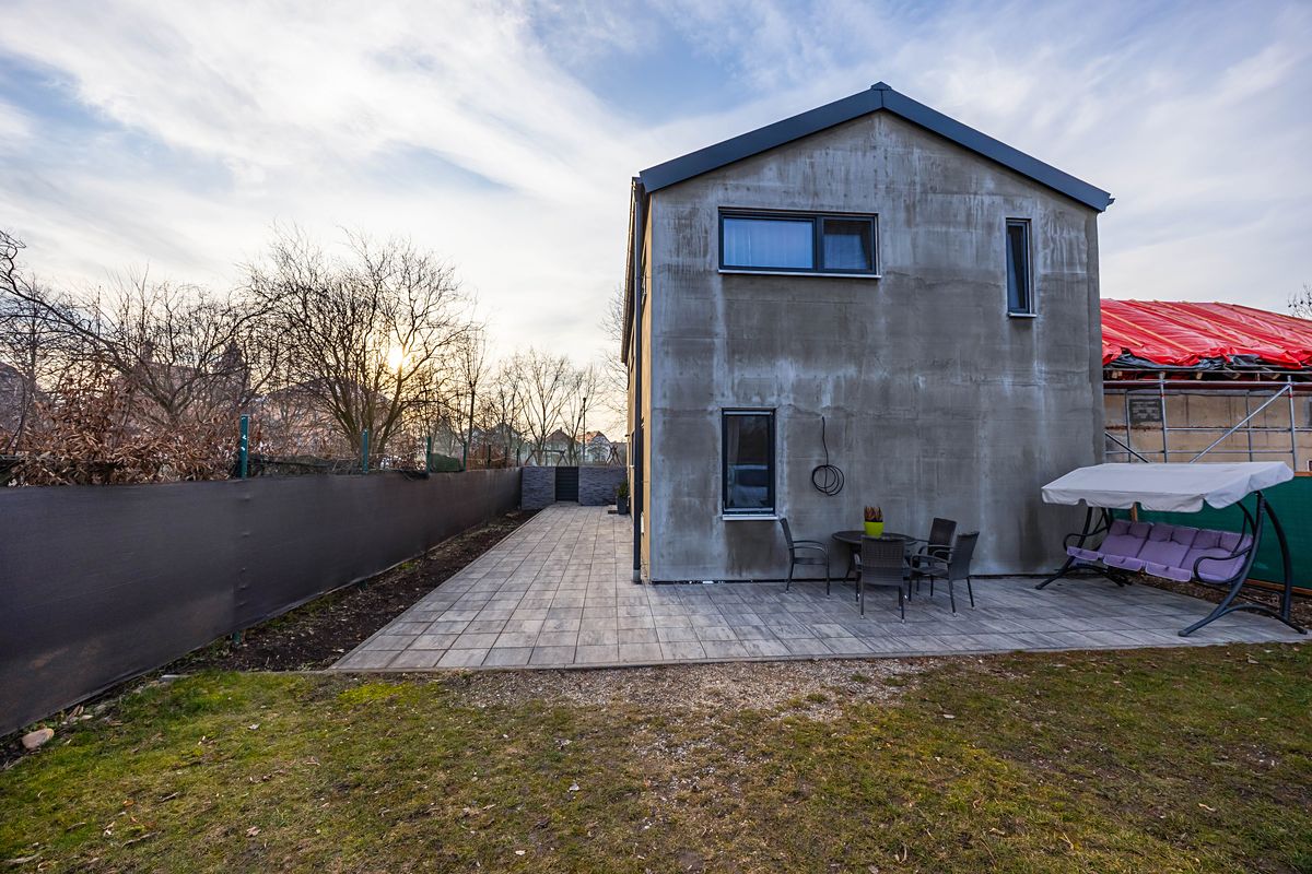 Prodej rodinného domu 154 m², pozemek 277 m² – fotografie 2