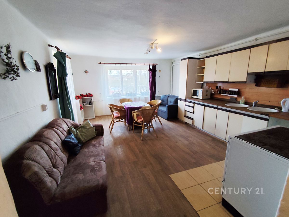 Prodej rodinného domu 106 m², pozemek 349 m² – fotografie 4