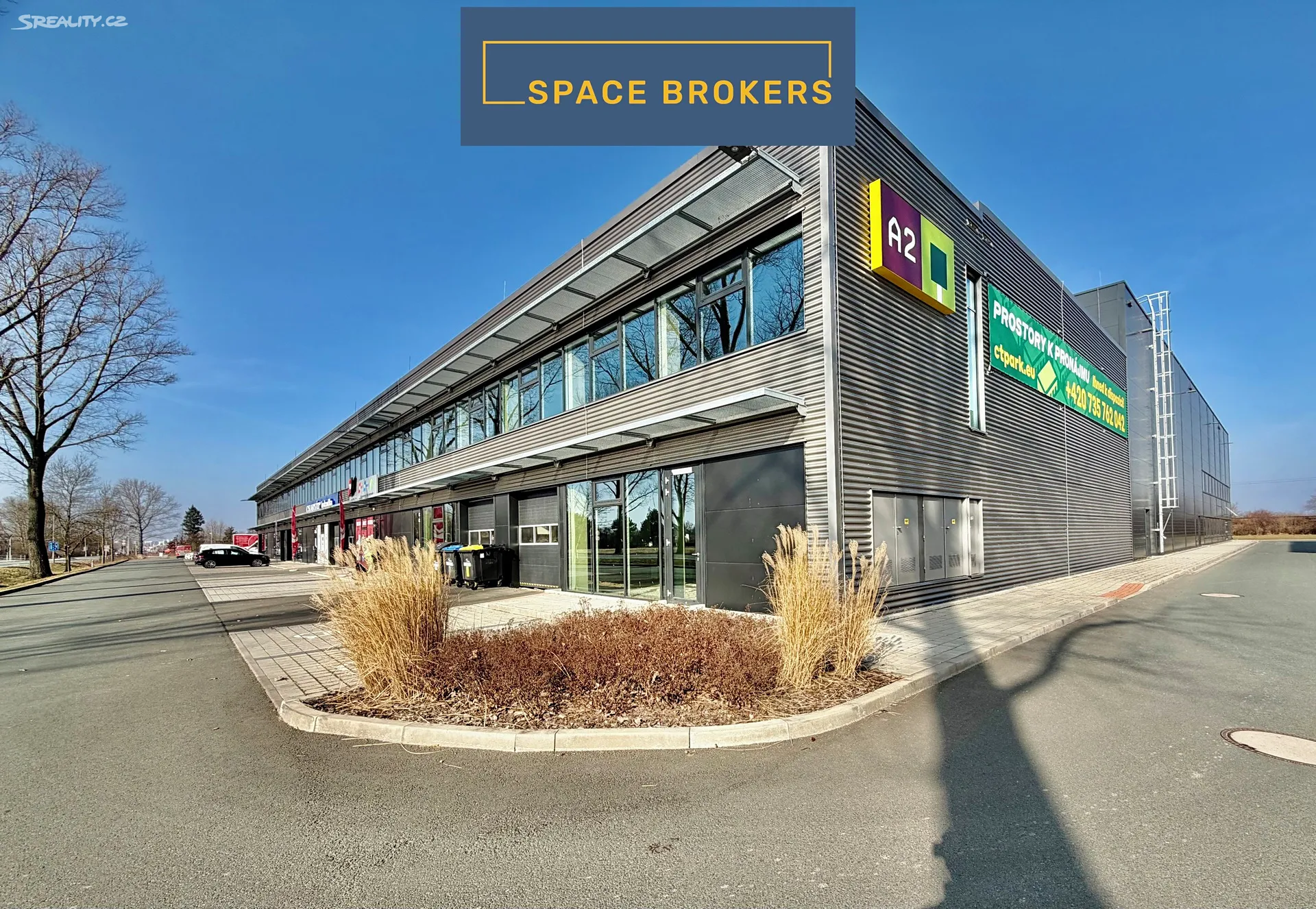 Pronájem skladového prostoru 379 m²