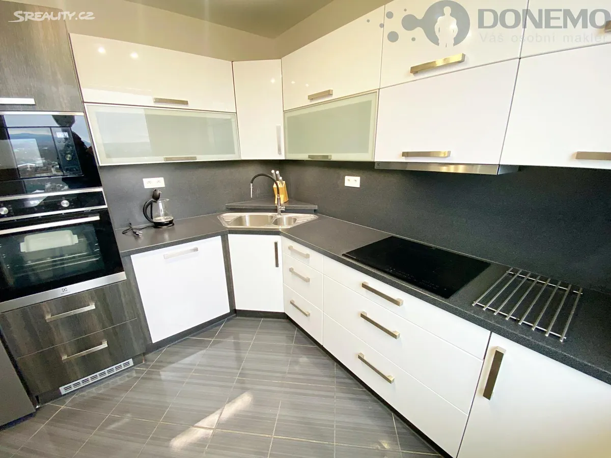 Pronájem bytu 4+1 76 m², Olomouc
