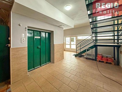 Pronájem skladového prostoru 70 m² — photo 4