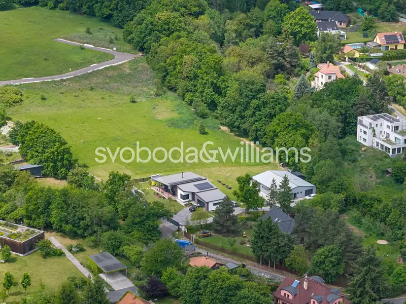 Prodej stavebního pozemku 1665 m², Buš – náhled fotky 3