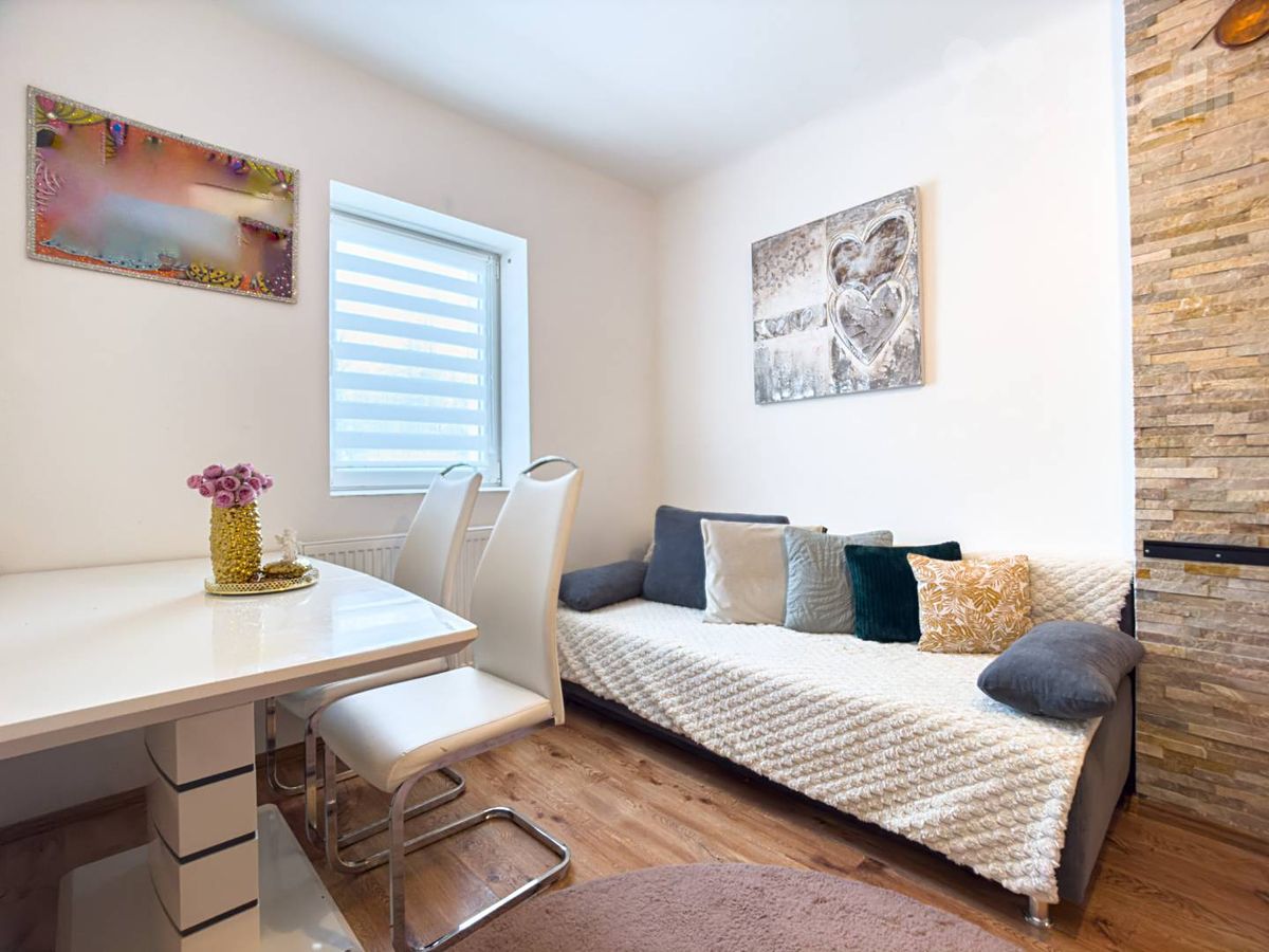 Prodej rodinného domu 68 m², pozemek 1045 m² – fotografie 4