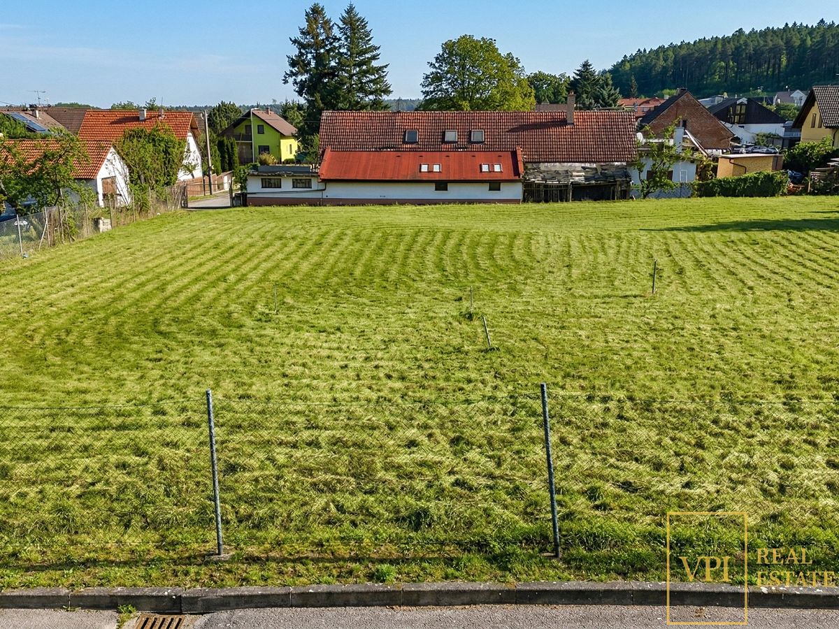 Prodej stavebního pozemku 1963 m² – fotografie 3
