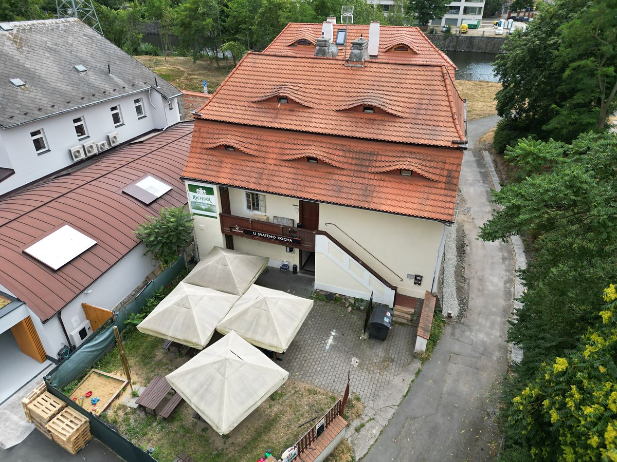 Prodej rodinného domu 370 m², pozemek 347 m²