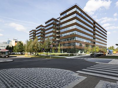 Pronájem kanceláře 2030 m²