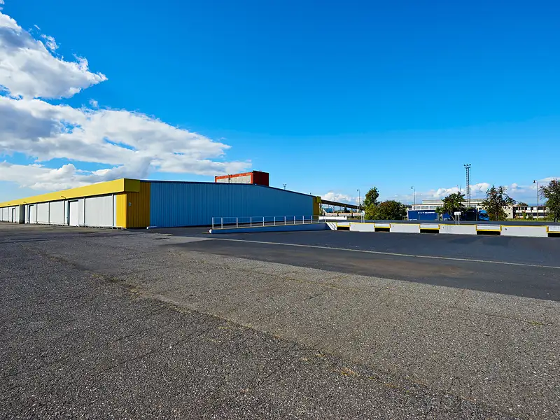 Pronájem skladového prostoru 10000 m², Most – náhled fotky 2