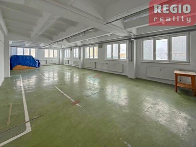 Pronájem skladového prostoru 70 m²