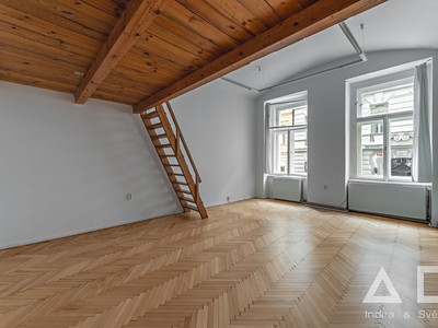 Pronájem bytu 1+1 40 m²
