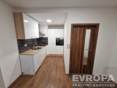 Pronájem bytu 2+kk 52 m²