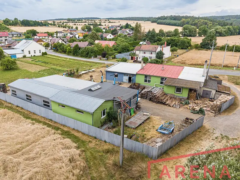 Prodej výrobní haly, prostoru 930 m², Laškov – náhled fotky 2