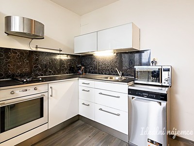 Pronájem bytu 2+kk 40 m²