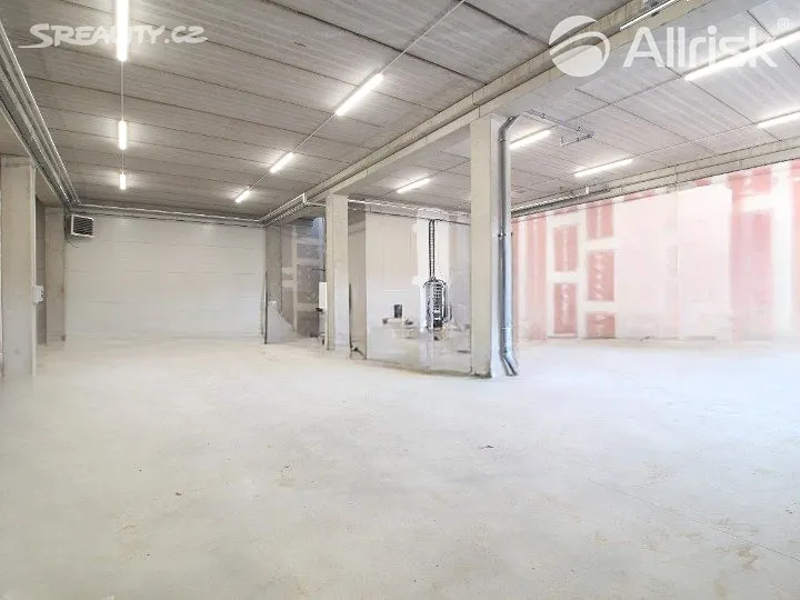 Pronájem výrobní haly, prostoru 570 m² – pohled 2