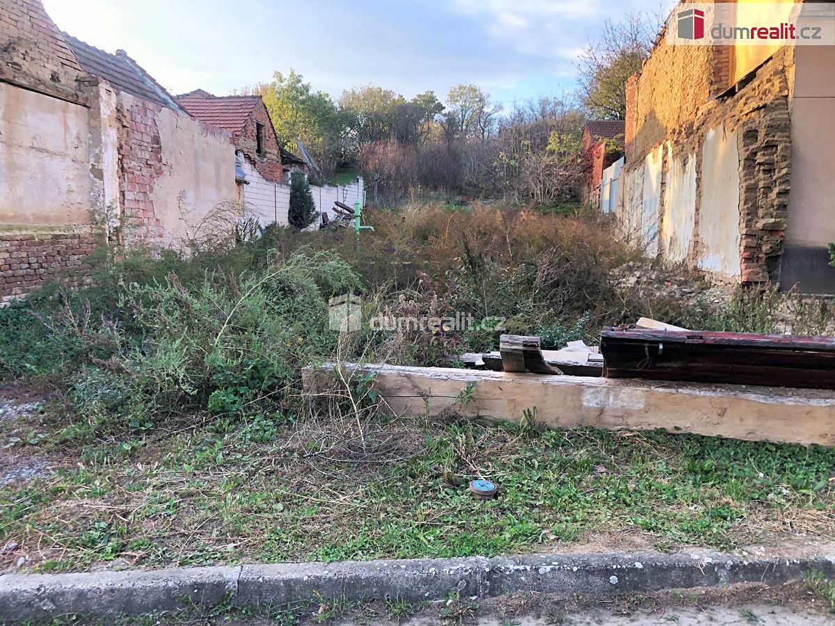 Prodej rodinného domu 100 m², pozemek 1105 m² – fotografie 2