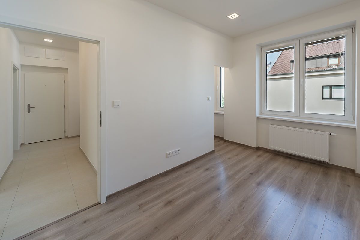 Prodej vily 350 m², pozemek 159 m² – fotografie 5