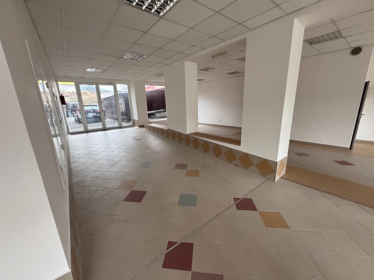 Комерційне приміщення в оренду, 232 м² (2 з 11)