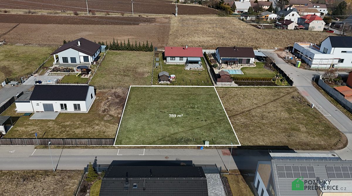 Prodej stavebního pozemku 789 m²