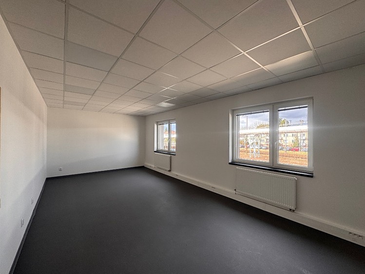 Pronájem komerčního prostoru, 220 m² (14 z 18)