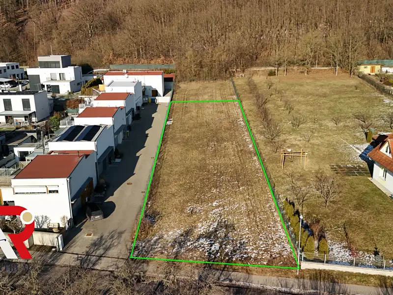 Prodej stavebního pozemku 1100 m², Svinošice – náhled fotky 2