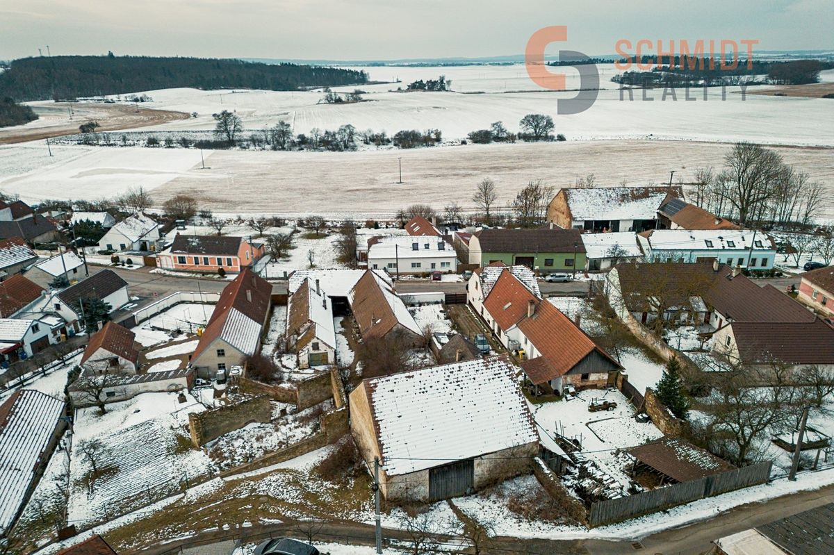 Prodej rodinného domu 381 m², pozemek 1041 m² – fotografie 4